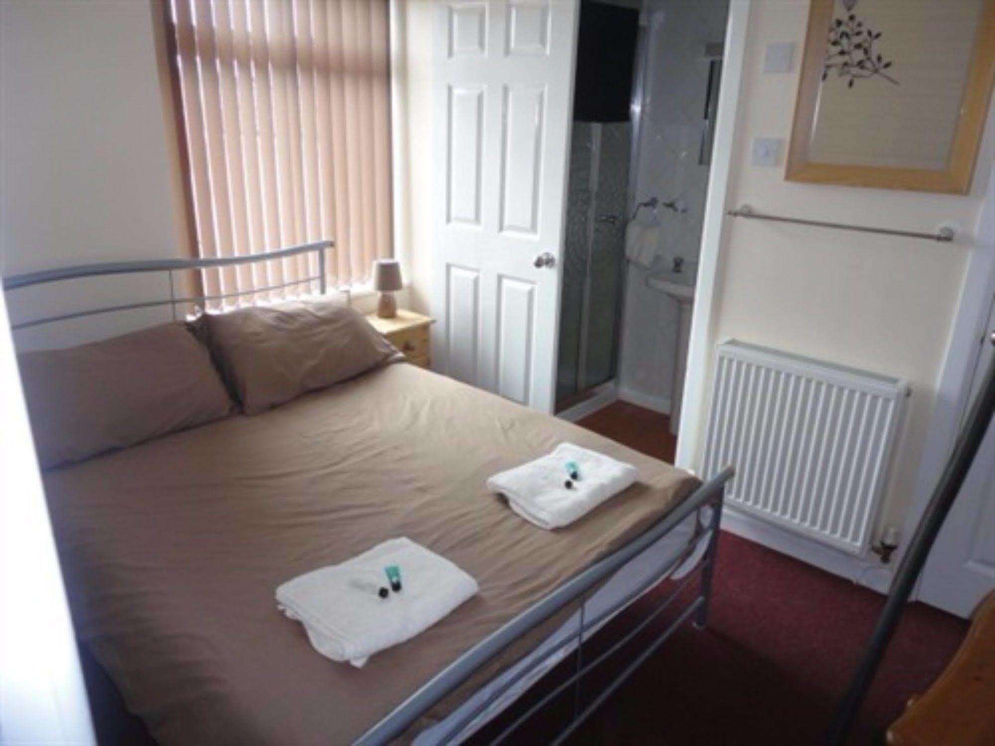 Charlotte Guest House Weymouth Exterior photo