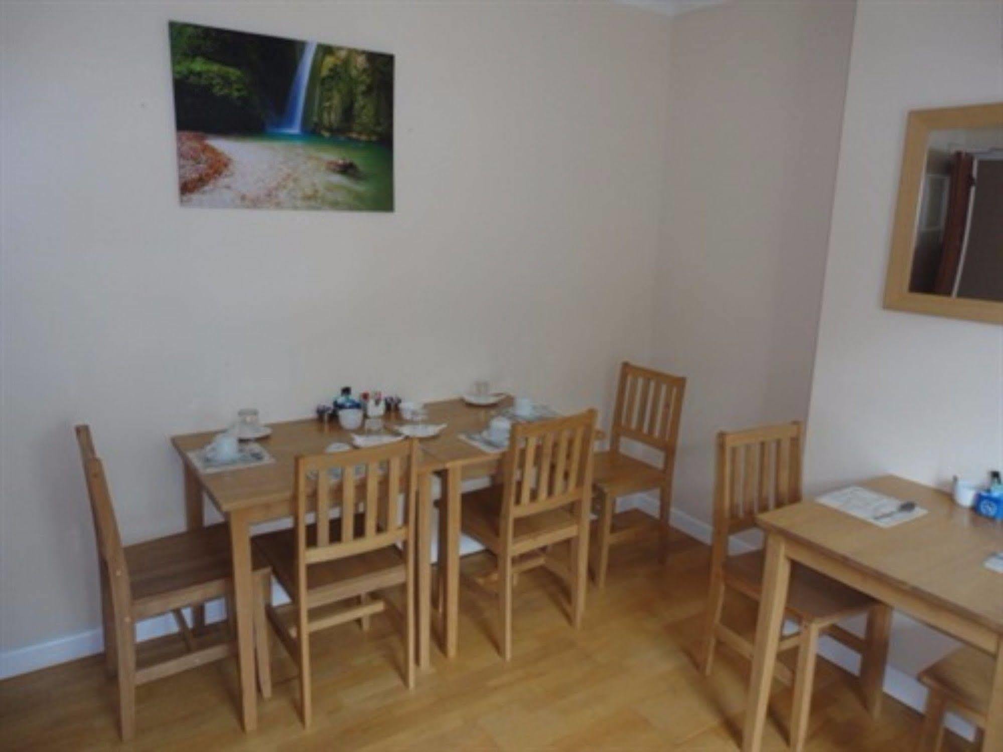 Charlotte Guest House Weymouth Exterior photo
